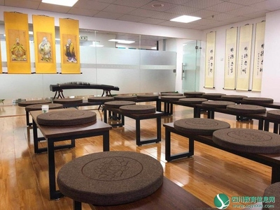 成都&ldquo;明星教師&rdquo;深耕教育培訓:用專業教師做專業教育